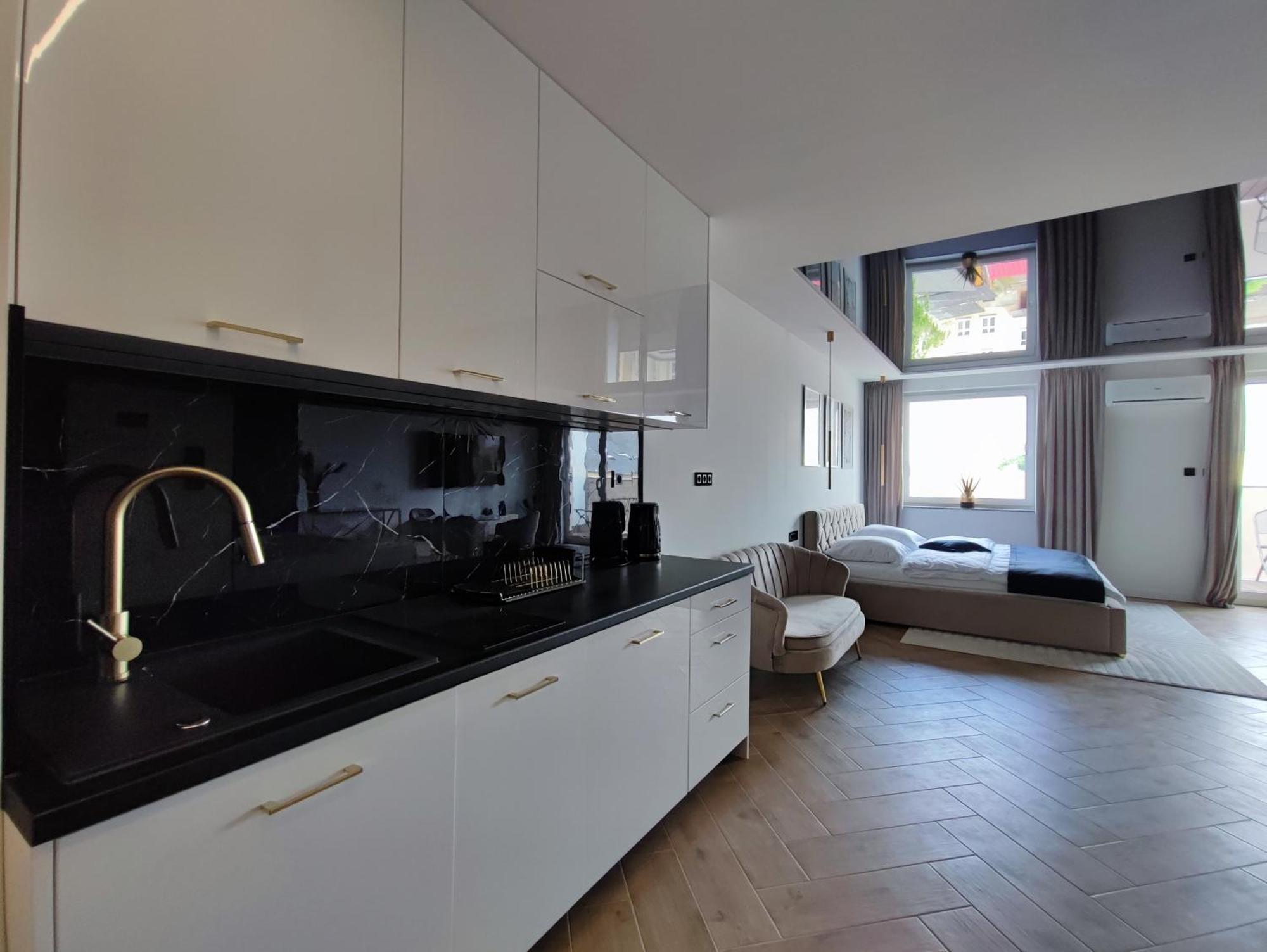 Apartament Z Jacuzzi Na Wylacznosc Dolina Baryczy Zmigrod Exteriör bild